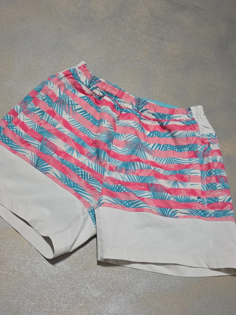Birddogs Men’s Pink & Teal Striped Tropical Swim Trunks with White Panels Nwots.